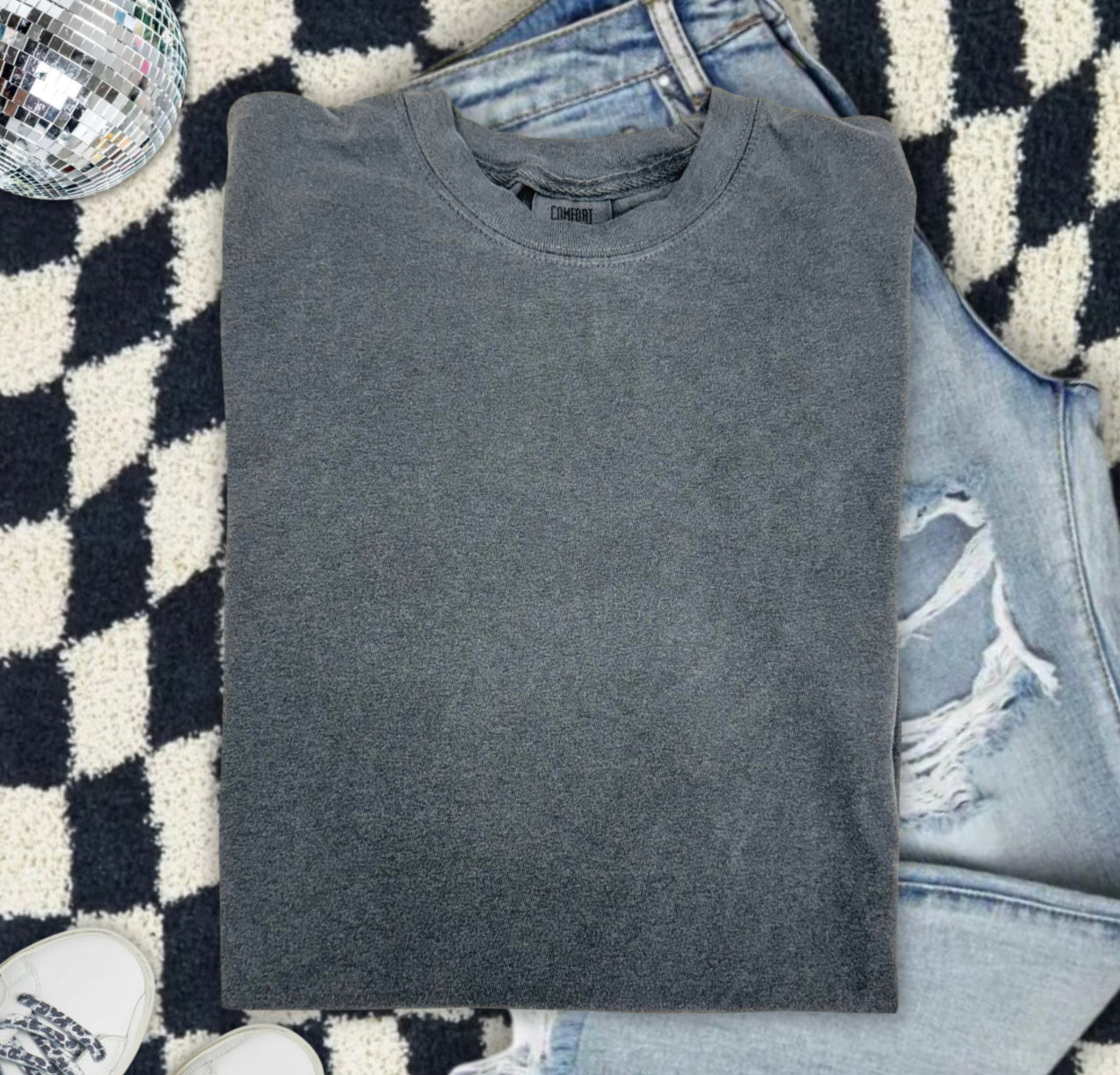 taylor tshirt - gray